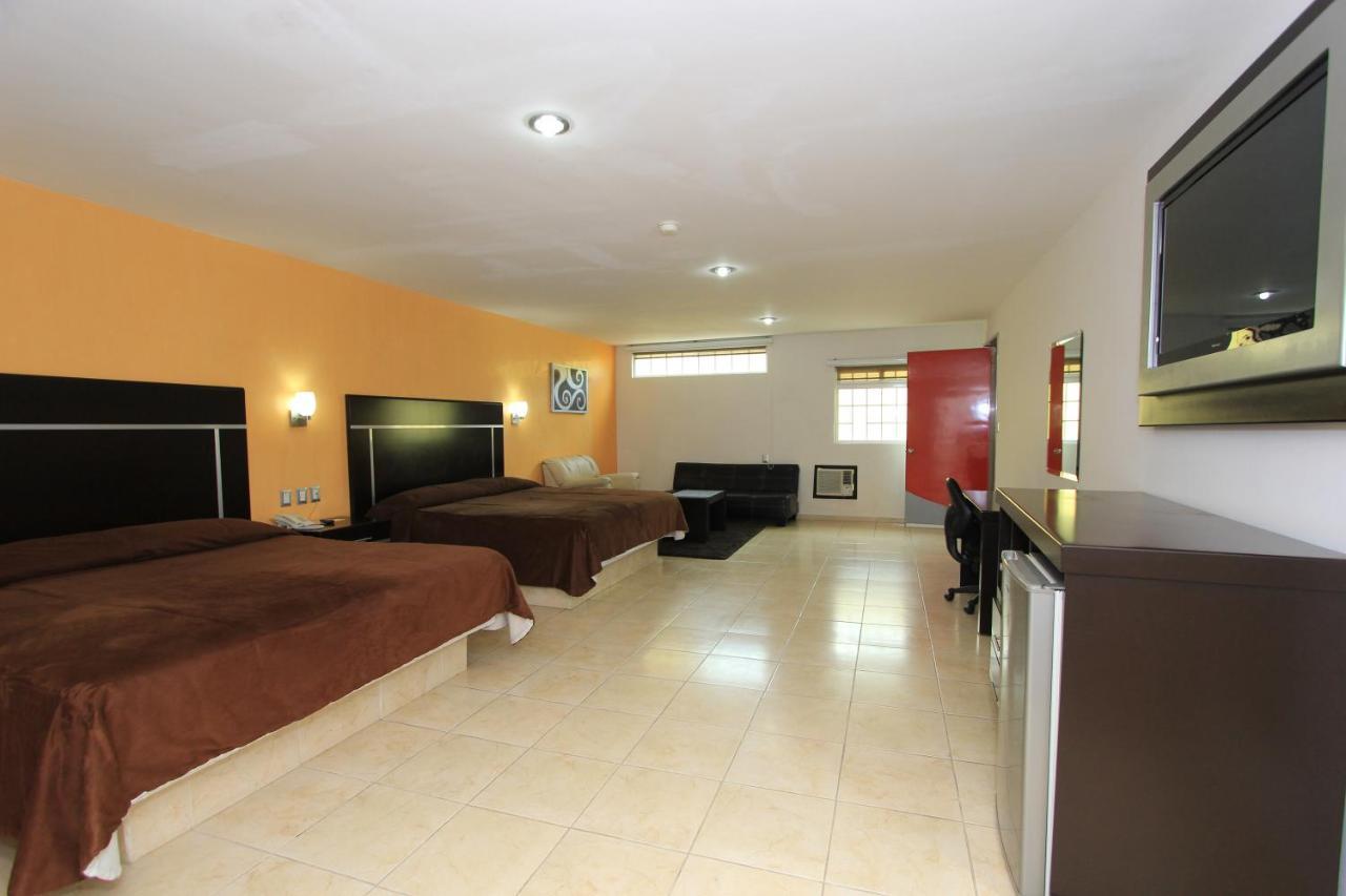 Hotel 5 Inn Silao Exterior photo